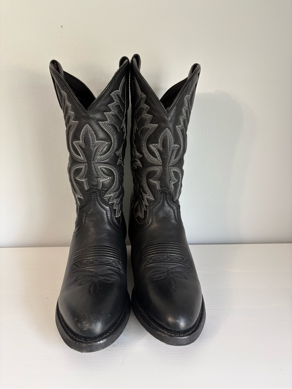 Laredo Men’s Birchwood Leather Cowboy Boots Black 7.5D Western Modern Cowboy